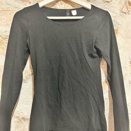 H&M basic shirt size 6 like new, black