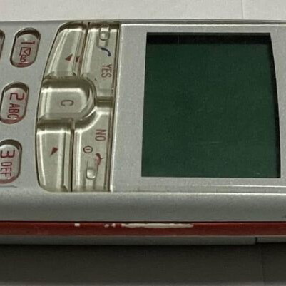 Sony Ericsson T100 vintage used with original battery cover