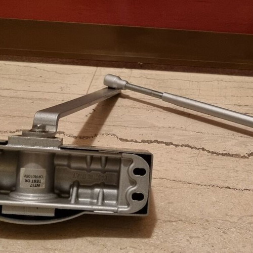 CISA door closing and return mechanism like new