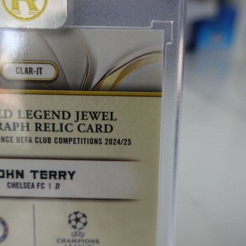 Topps Reverence John Terry Crowned Legend Jewel Autograph Relic card like new