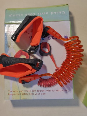 Child Antilost Strap red new for small children