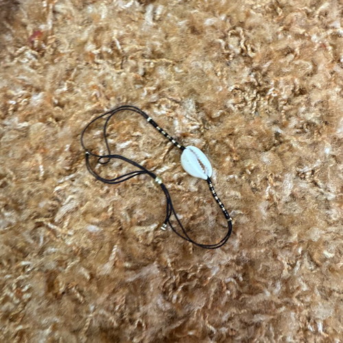 Bracelet with shell like new