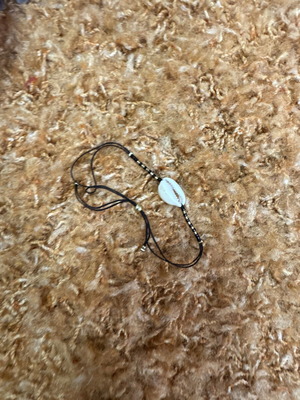 Bracelet with shell like new
