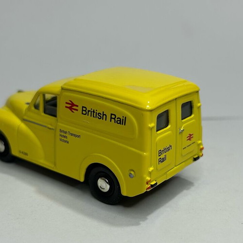 Lledo Vanguards 1996 Set Austin A40 Van 50's & Morris Minor 60's New
