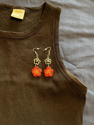 Alternative red earrings, handmade from scratch