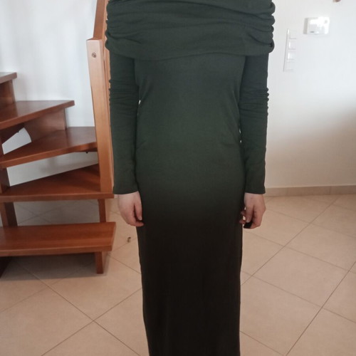 Long off-shoulder cotton dress like new, green, one size