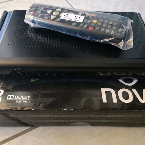 Satellite receivers 4 used and Sony DVD player