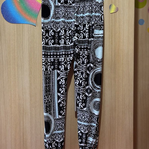 Salvari pants multicolor size M-L like new with pockets
