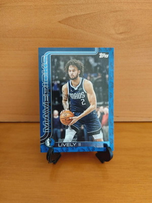 2025-26 NBA Topps Dereck Lively II Team Colors Border SP Blue card new