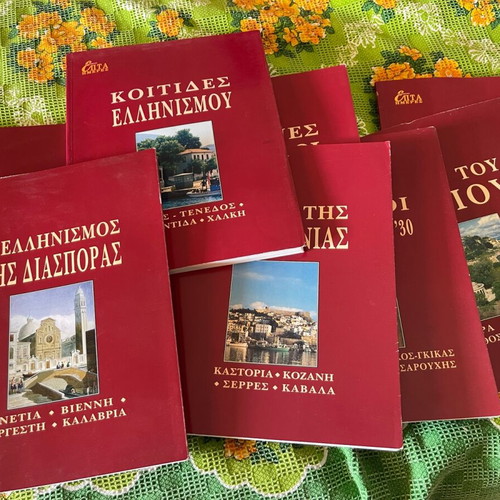 Historical, travel, geographic, artistic books like new, set of 8