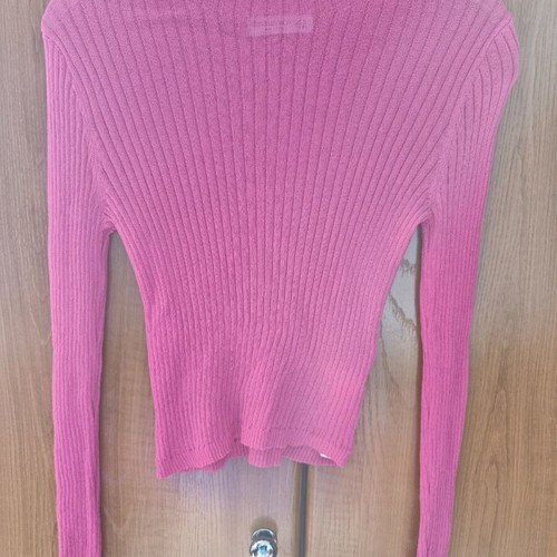 Stradivarius t-shirt like new, thin semi-transparent fuchsia