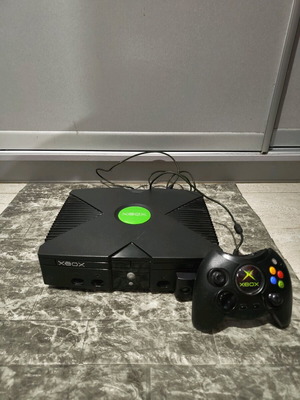 Xbox original Xecuter2 σαν καινούργιο, τσιπαρισμένο με χιλιάδες παιχνίδια