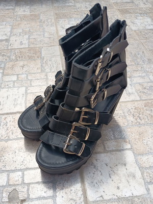 Summer women's platform sandals used, size 37-38, black