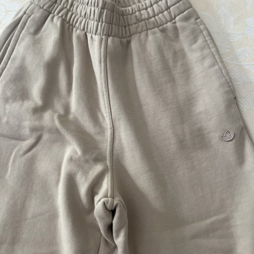Adidas Originals beige jogger pants XS like new