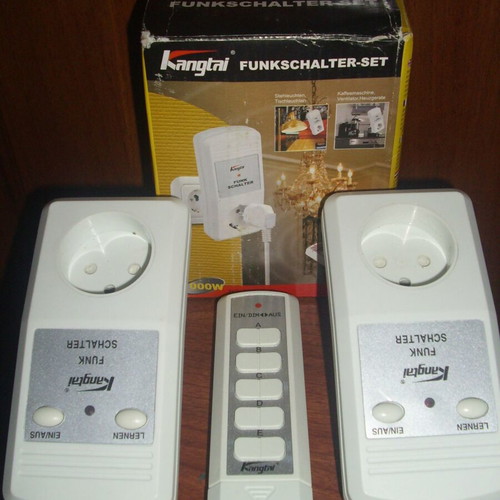 Set of Remote Control Sockets new, German stock