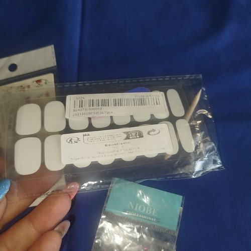 Press on Nails manicure care set with nail art accessories