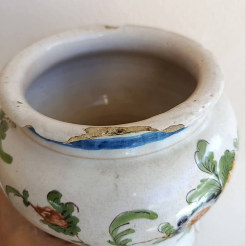 Albarello Pesaro ceramic pharmaceutical jar used, late 18th century