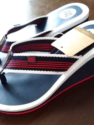 Gioseppo platform flip-flops like new, size 36, blue and red