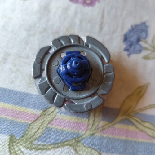 Beyblade Lighting L Drago like new