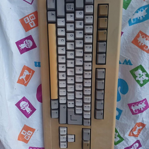 Πληκτρολόγιο Amiga μεταχειρισμένο, για μοντέλα Amiga 2000 και 3000