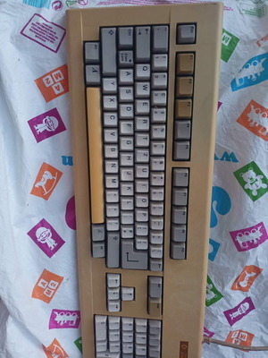 Πληκτρολόγιο Amiga μεταχειρισμένο, για μοντέλα Amiga 2000 και 3000