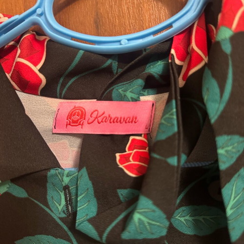 Karavan dress Large like new, black with belt and button design