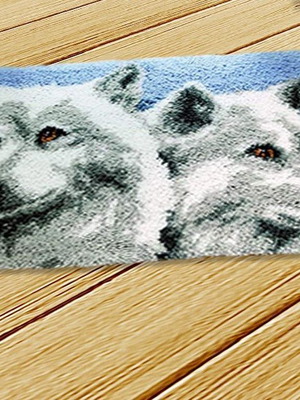 Embroidery kit for pillow two wolves new