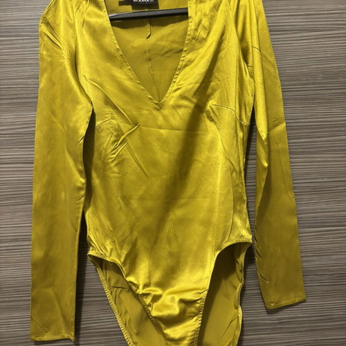 DKNY silk blouse used, size S, gold color