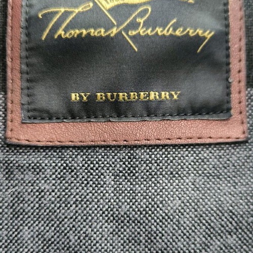 Burberry trench coat XXL black like new