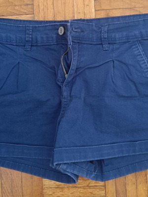 Jennifer soft blue denim shorts size S used