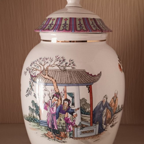 Collectible decorative porcelain vase with lid used