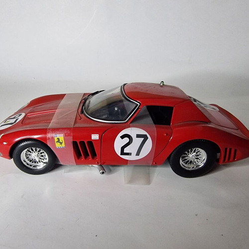 Eagles Race Ferrari 250 GTO 1964 metal model scale 1:18 like new