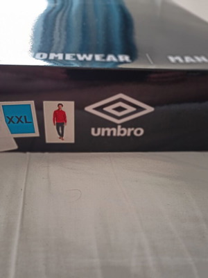 Φόρμα σετ Umbro καινούργιο, μέγεθος XXL, πορτοκαλί και μαύρο