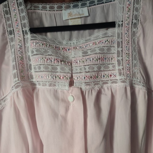 Vintage Barbizon pink nightgown size M new