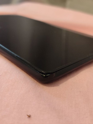 Lenovo tablet 2016 used with corner damage