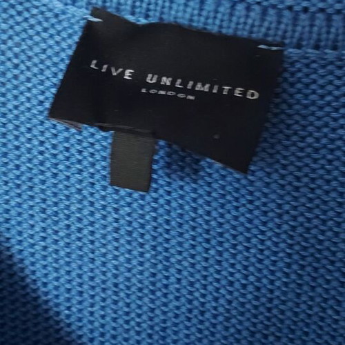 Knitted oversized pullover blouse like new