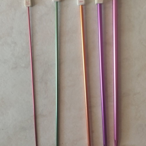 Tunisian Aluminum Crochet Hooks like new, sizes 2, 4, 5.5, 7, 8