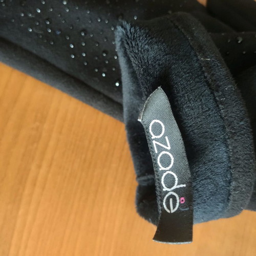 Azade black gloves new, fleece with rhinestones and embossed detail
