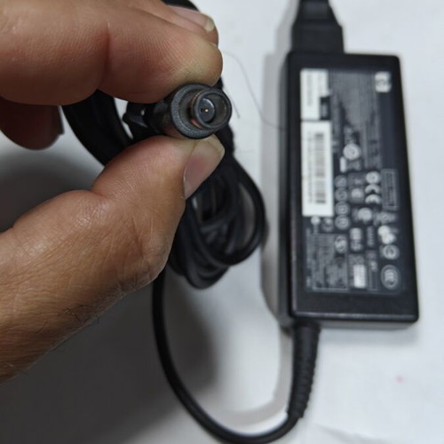 HP Laptop Charger 65W used, model PPP009L