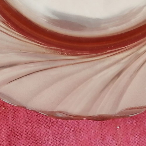 Vereco France red plates set of 12 new from 1990