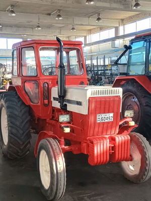 Belarus MTZ 80 μεταχειρισμένο τρακτέρ με καινούργια ελαστικά και άδεια κυκλοφορίας