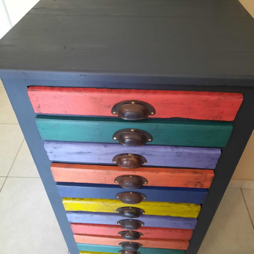 Typography chest of drawers like new with 12 colorful drawers