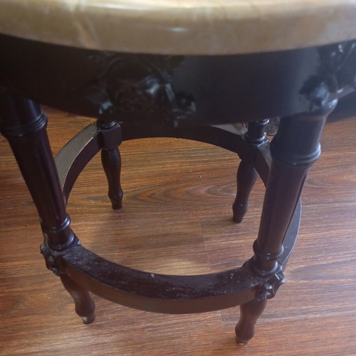 Set of two classic round side tables with marble tops