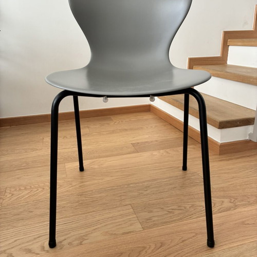 Calligaris Extendable Dining Set with Ceramic Surface and 4 Chairs like new