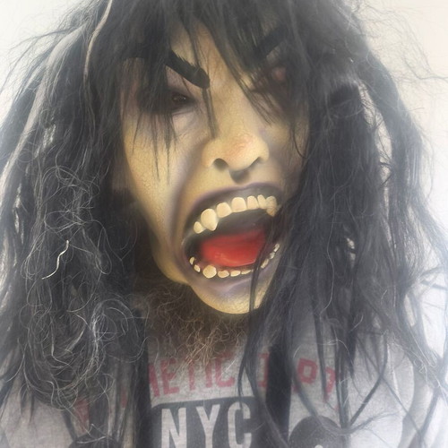 Scary Carnival Mask like new