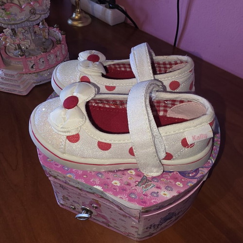 Marikelly ballerinas size 25 white glitter with red polka dots new