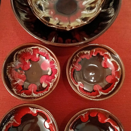 Vintage ceramic lava design 6-piece set with glossy enamel