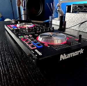 Numark DJ Controller Mixtrack Pro 3