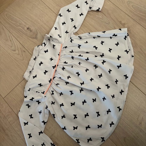 Disney shirt 3 years like new, white