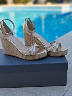 Mango Gold Espadrille Platform Wedge Sandals Size 38 used